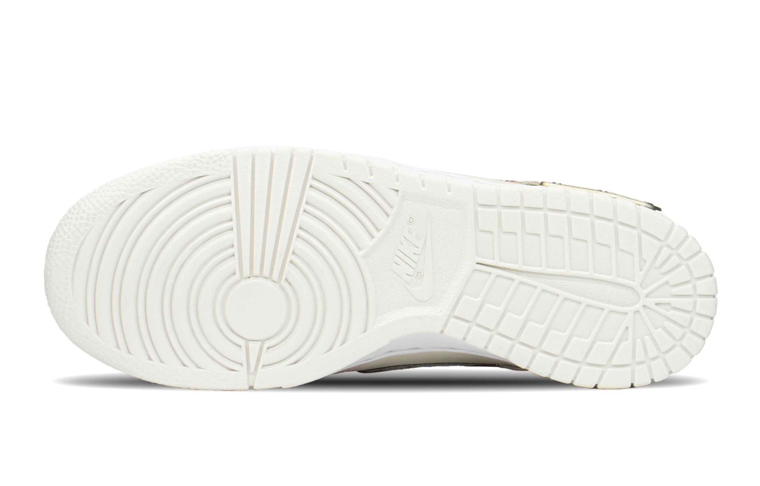 Nike Dunk Low top Skateboard Shoes GS Pink Khaki купить в интернет-магазине Yoocart с быстрой доставкой по России.