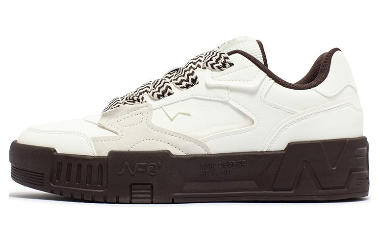 361° Slip-Resistant Low-Top Skateboard Shoes Men's White Black