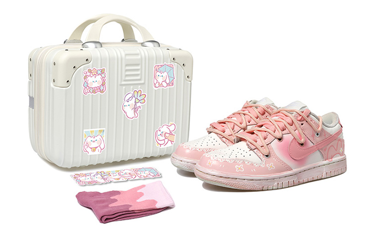Nike Dunk Low OKHR Low-Top Skateboard Shoes GS Pink White