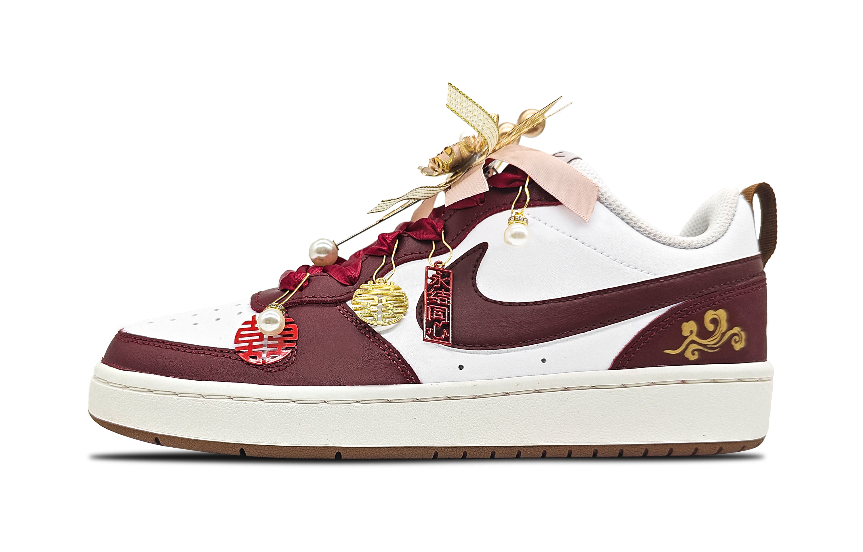 Nike Court Borough Anti Slip Wear Resistant Low Top Skateboard Shoes Women's Red White купить в интернет-магазине Yoocart с быстрой доставкой по России.