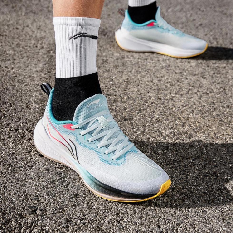 LiNing Wuyue Shock Absorbers Slip Resistant Abrasion Resistant Breathable Low Top Casual Running Shoes Men's Blue купить в интернет-магазине Yoocart с быстрой доставкой по России.