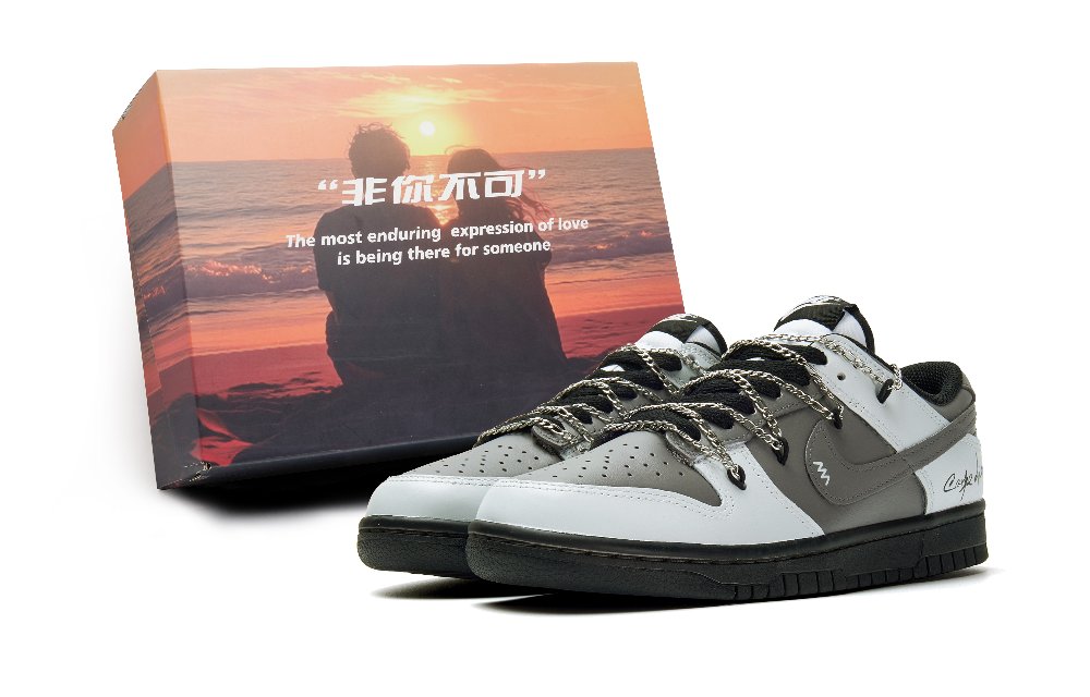 Nike Dunk Abrasion Resistant Low Top Skateboard Shoes Unisex Silver Gray
