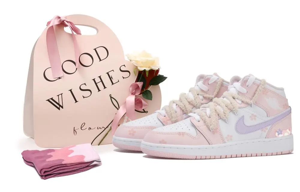 Jordan Air Jordan 1 Mid top Vintage Basketball Shoes Women's Pink Purple