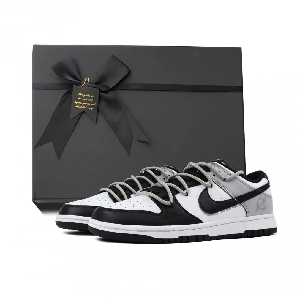 Nike Dunk 'White/Black' Panda, Classic Trend Low top Skateboard Shoes Unisex Black White Gray