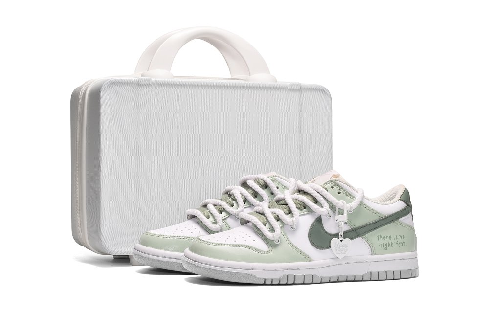 Nike Dunk Skateboard Shoes Women's Low-Top White/Green