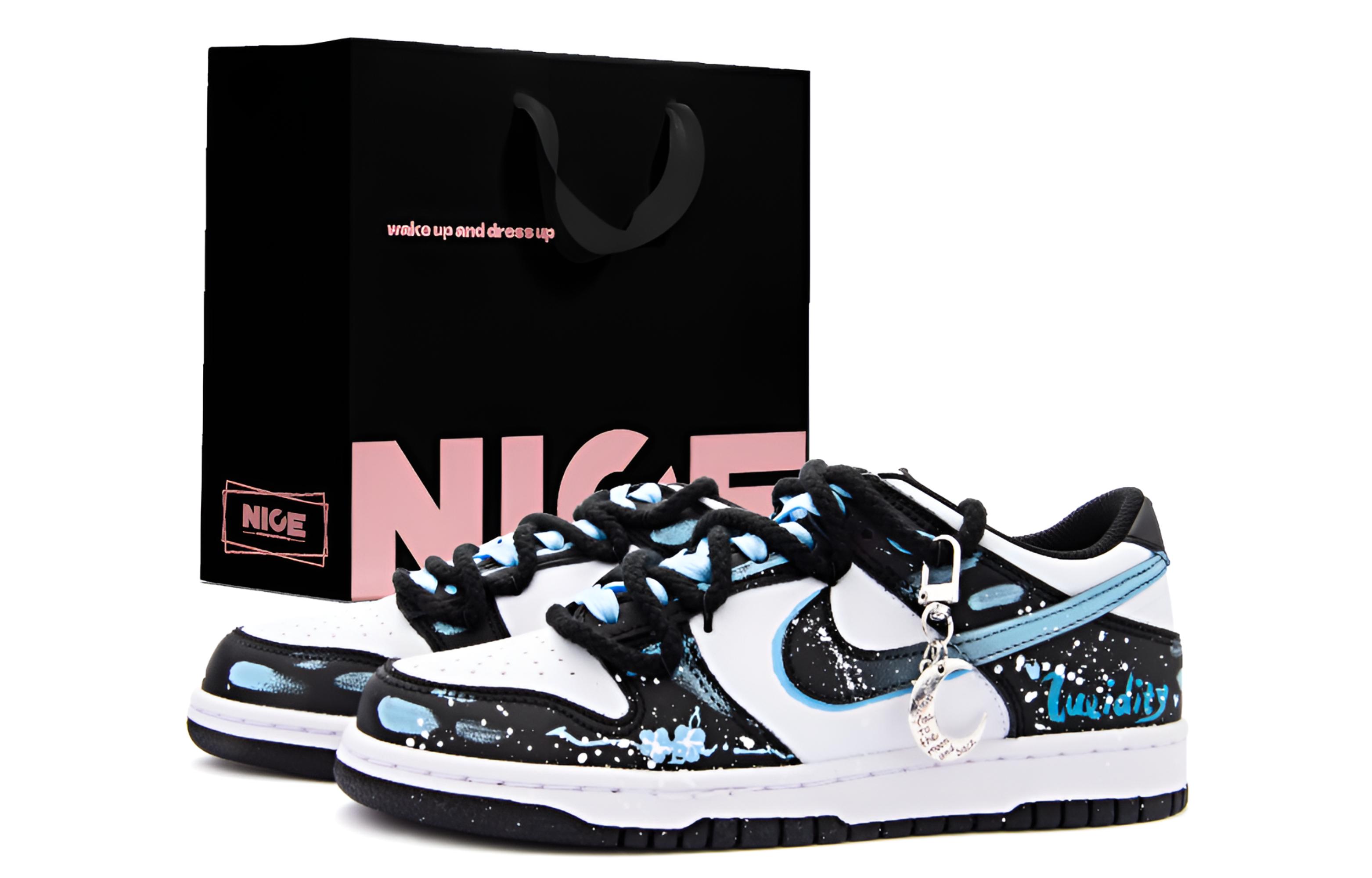 Nike Dunk Abrasion Resistant Breathable Low top Skateboard Shoes Unisex Black Blue