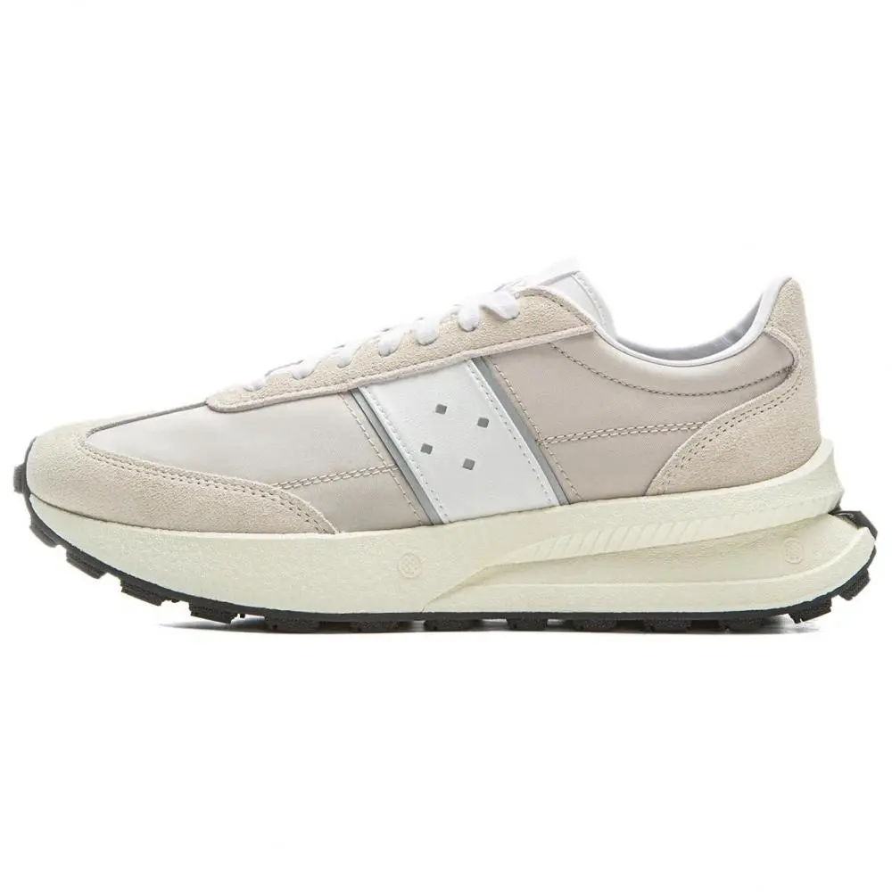 LiNing Abrasion Resistant Breathable Low top Casual Shoes Unisex Ecru