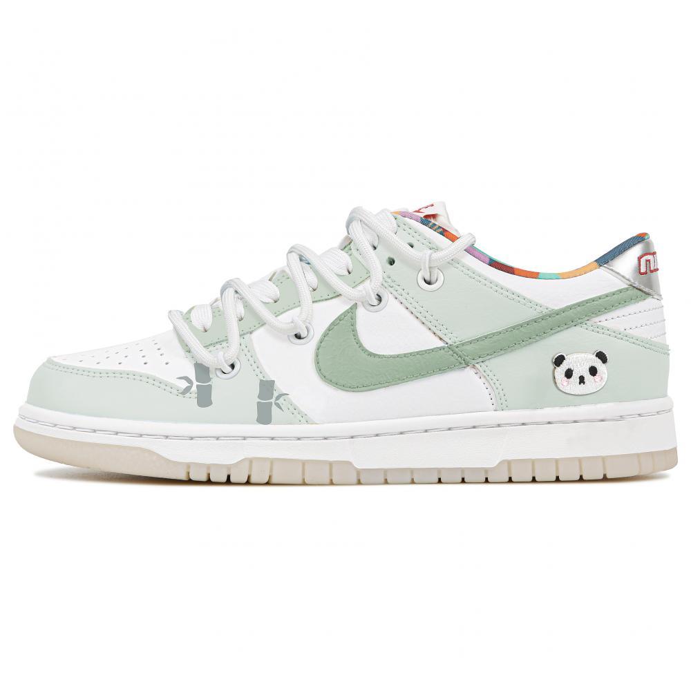 Nike Dunk Low Panda Plush Toy Durable Breathable Low-Top Skateboard Shoes GS White Green