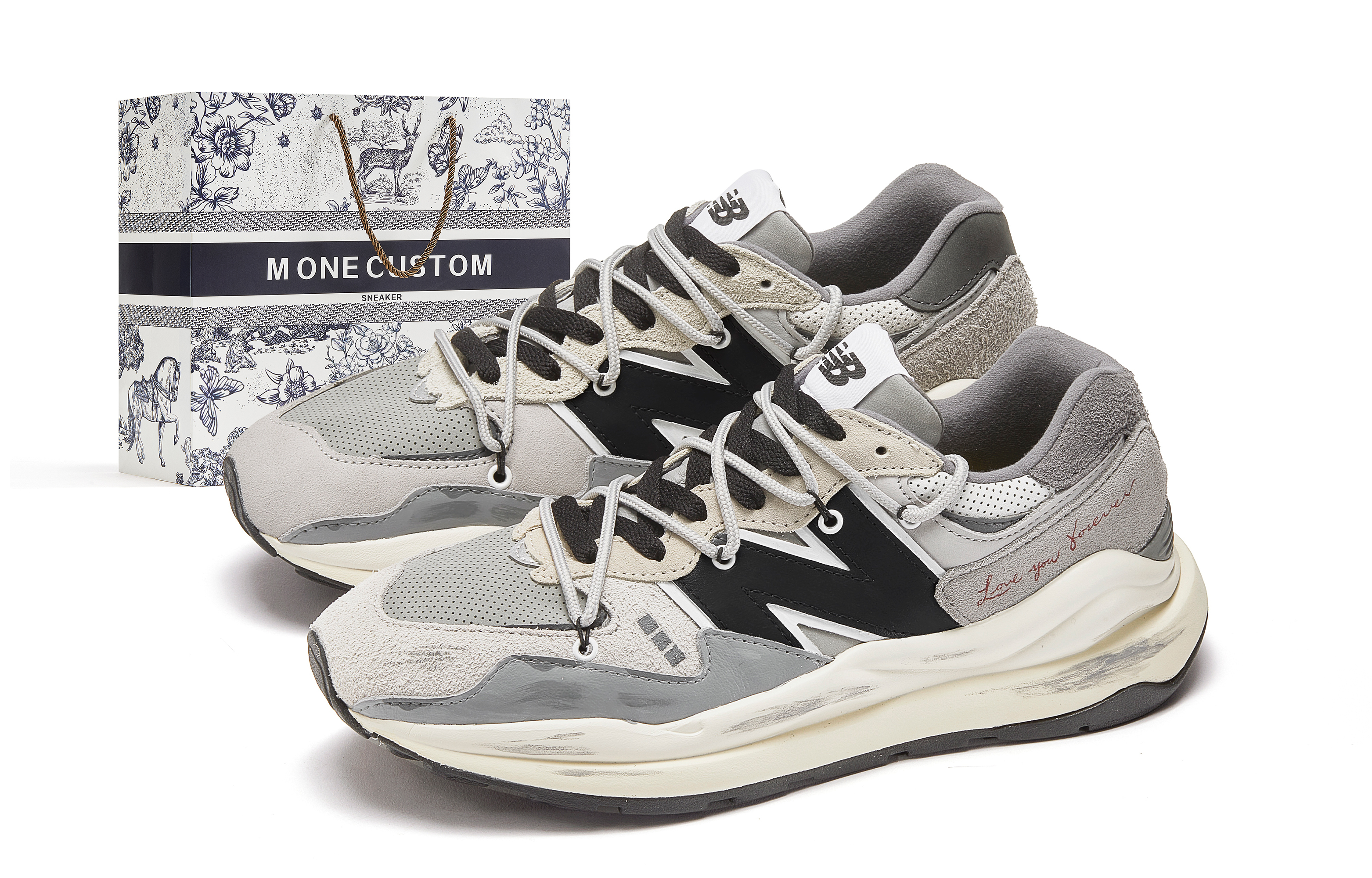 New Balance NB 5740 Cushioned Slip-Resistant Low-Top Running Shoes Unisex Gray White