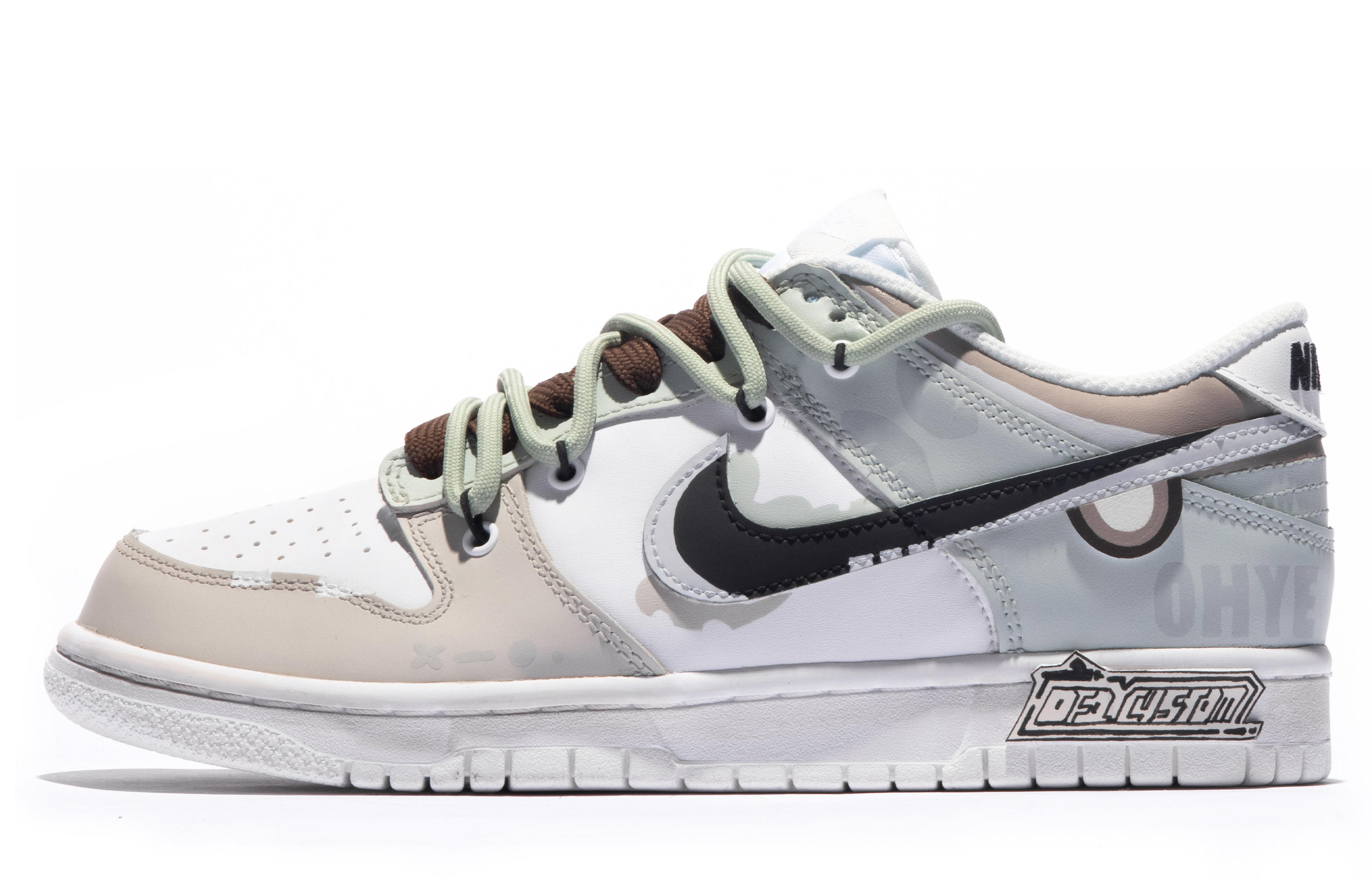 Nike Dunk Low top Skateboard Shoes GS Gray White Brown