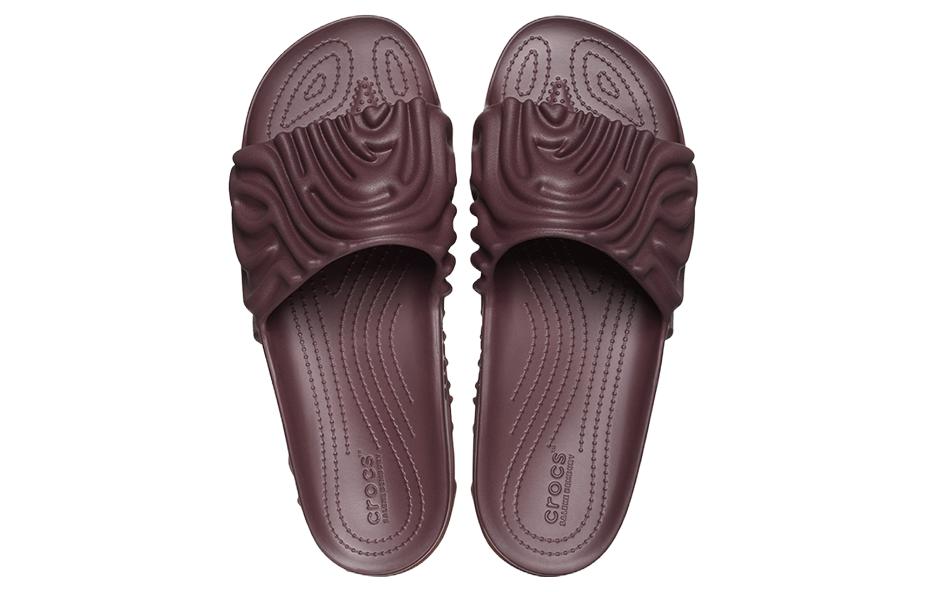 Crocs Pollex Slide By Salehe Bembury Huckle купить в интернет-магазине Yoocart с быстрой доставкой по России.