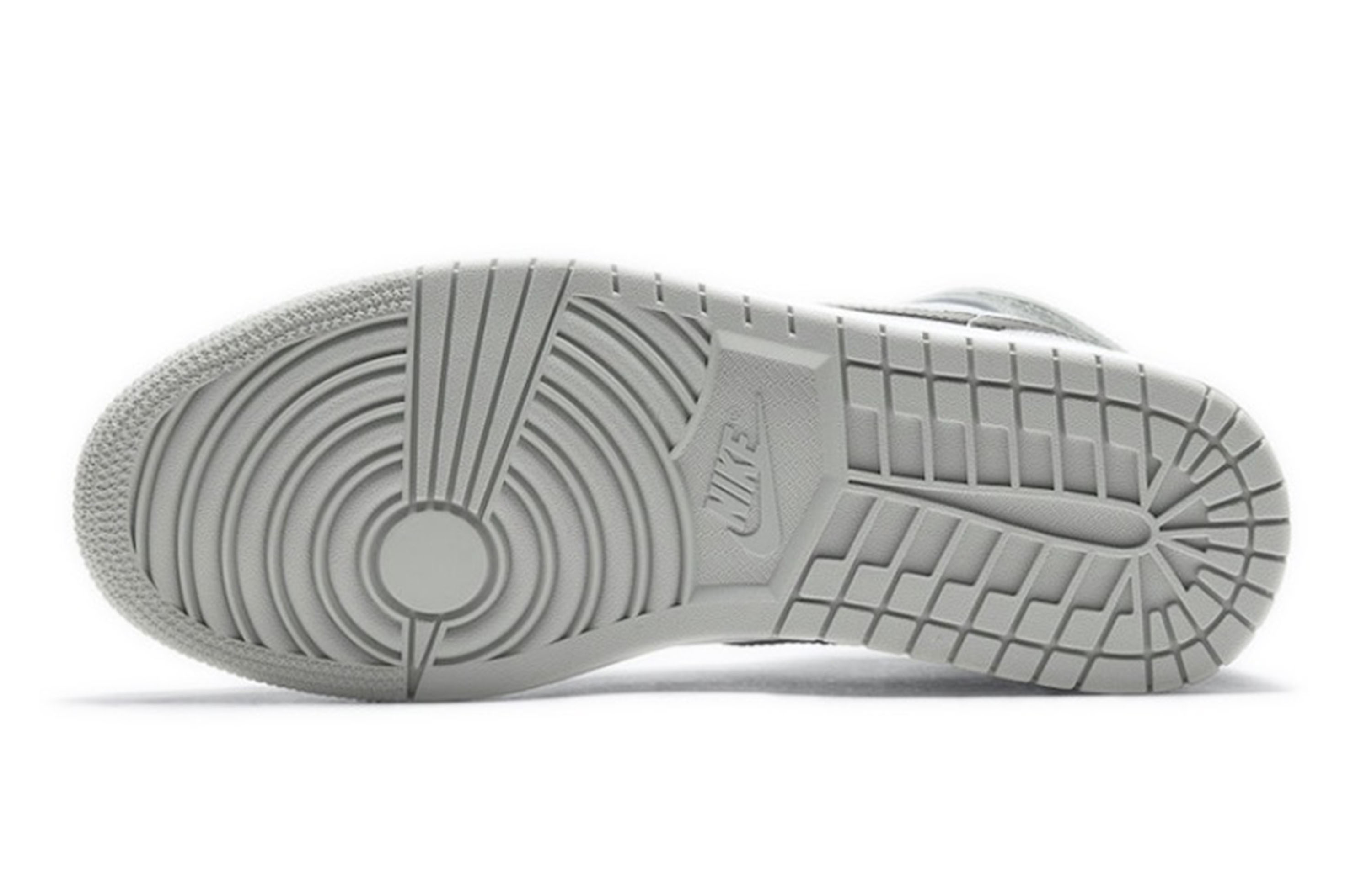 Jordan Air Jordan 1 Mid top Vintage Basketball Shoes Men's Blue Gray купить в интернет-магазине Yoocart с быстрой доставкой по России.