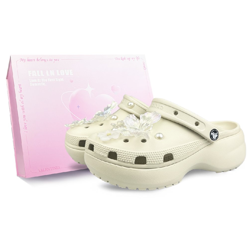 Crocs Classic Platform Clog Classic Platform Clog Clogs Women's Ecru