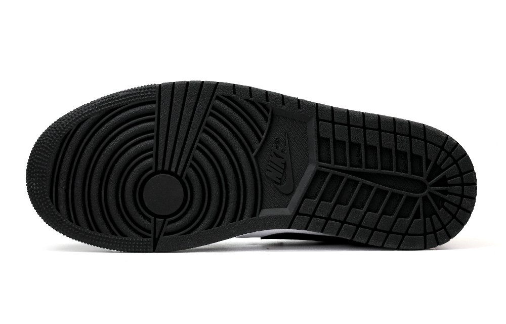 Jordan Air Jordan 1 Cushioned Slip-Resistant Low-Top Vintage Basketball Shoes Men's Black White