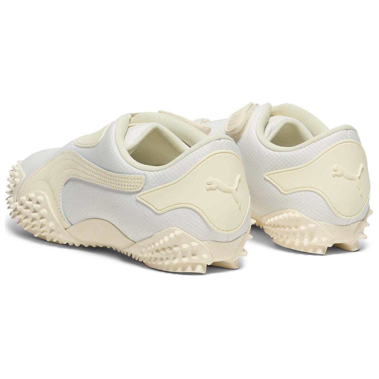 PUMA Mostro Archive White купить в интернет-магазине Yoocart с быстрой доставкой по России.