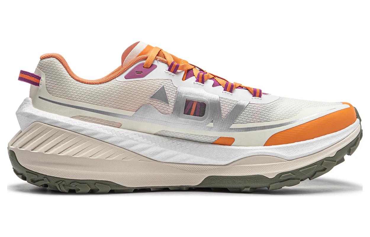 LiNing Dilu Abrasion Resistant Rebound Low-Top Running Shoes Women's Ecru купить в интернет-магазине Yoocart с быстрой доставкой по России.