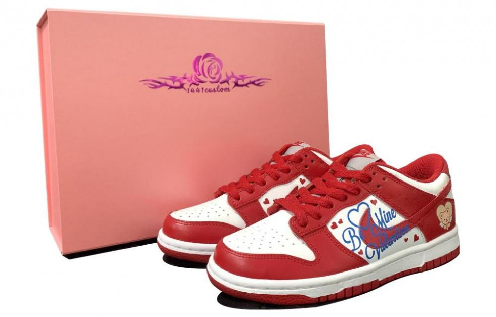 Nike Dunk Anti Slip Wear Resistant Low Top Skateboard Shoes Women's Red White