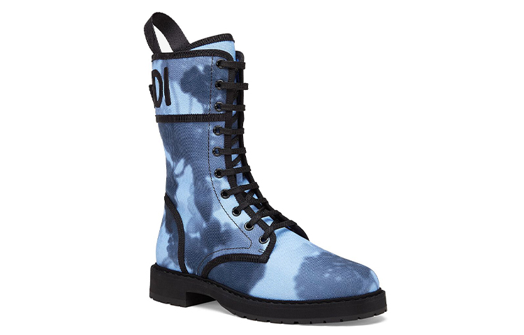 FENDI Signature Crew Martin Boot Women's Light Blue купить в интернет-магазине Yoocart с быстрой доставкой по России.