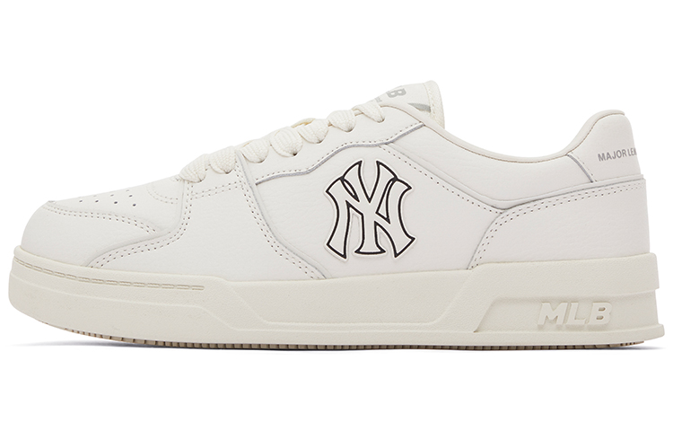 MLB New York Yankees Anti Slip Wear Resistant Low Top Skateboard Shoes Unisex Ecru