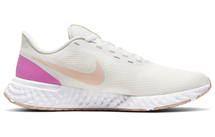 Nike Revolution 5 Summit White Women's