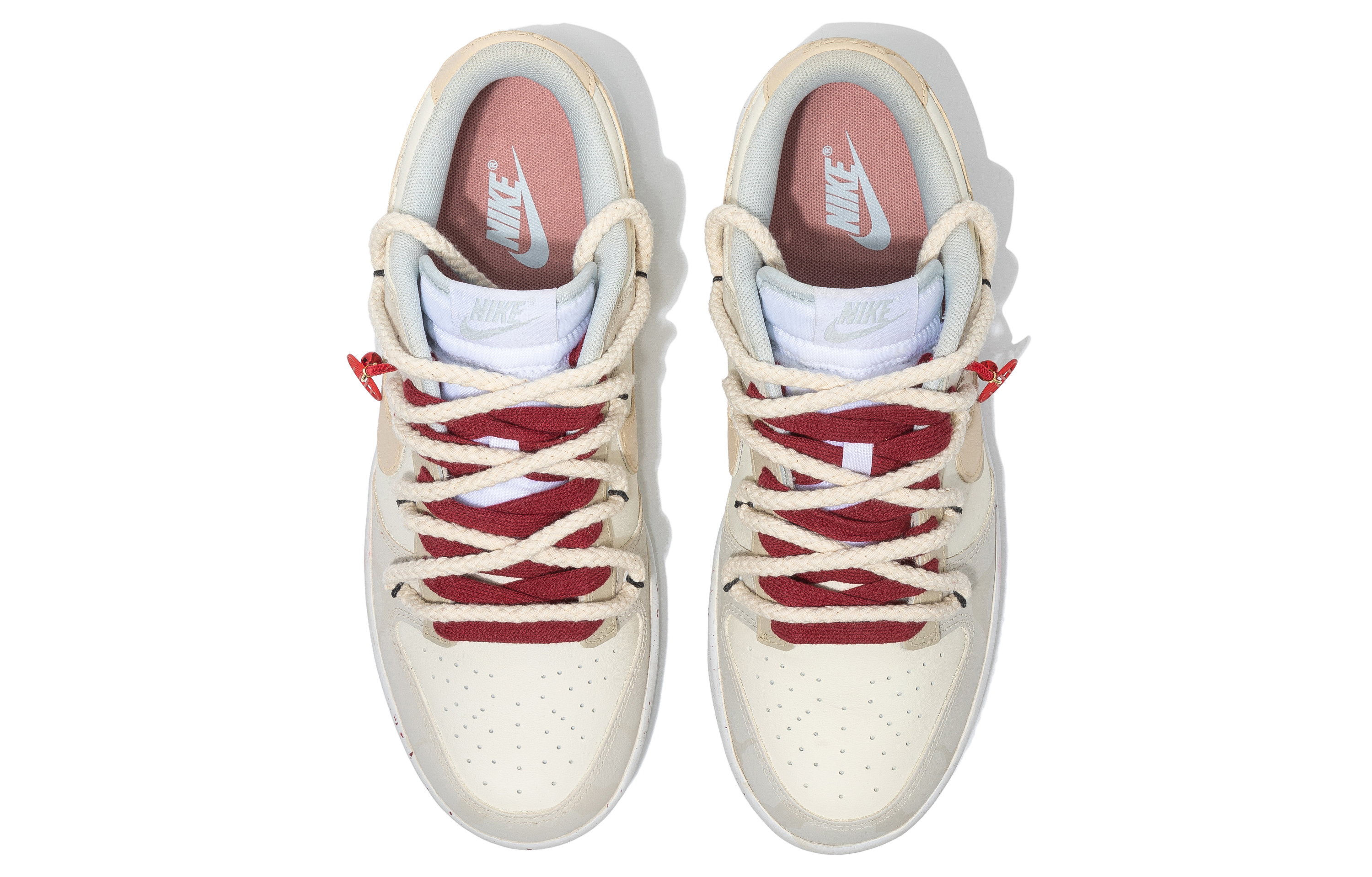 Nike Dunk Skateboard Shoes Unisex Low top Beige/White/Red купить в интернет-магазине Yoocart с быстрой доставкой по России.