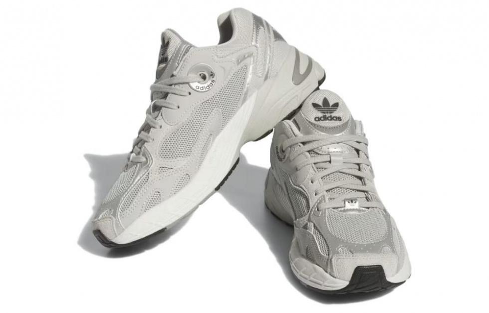 Adidas Astir 'Grey White' Women's купить в интернет-магазине Yoocart с быстрой доставкой по России.