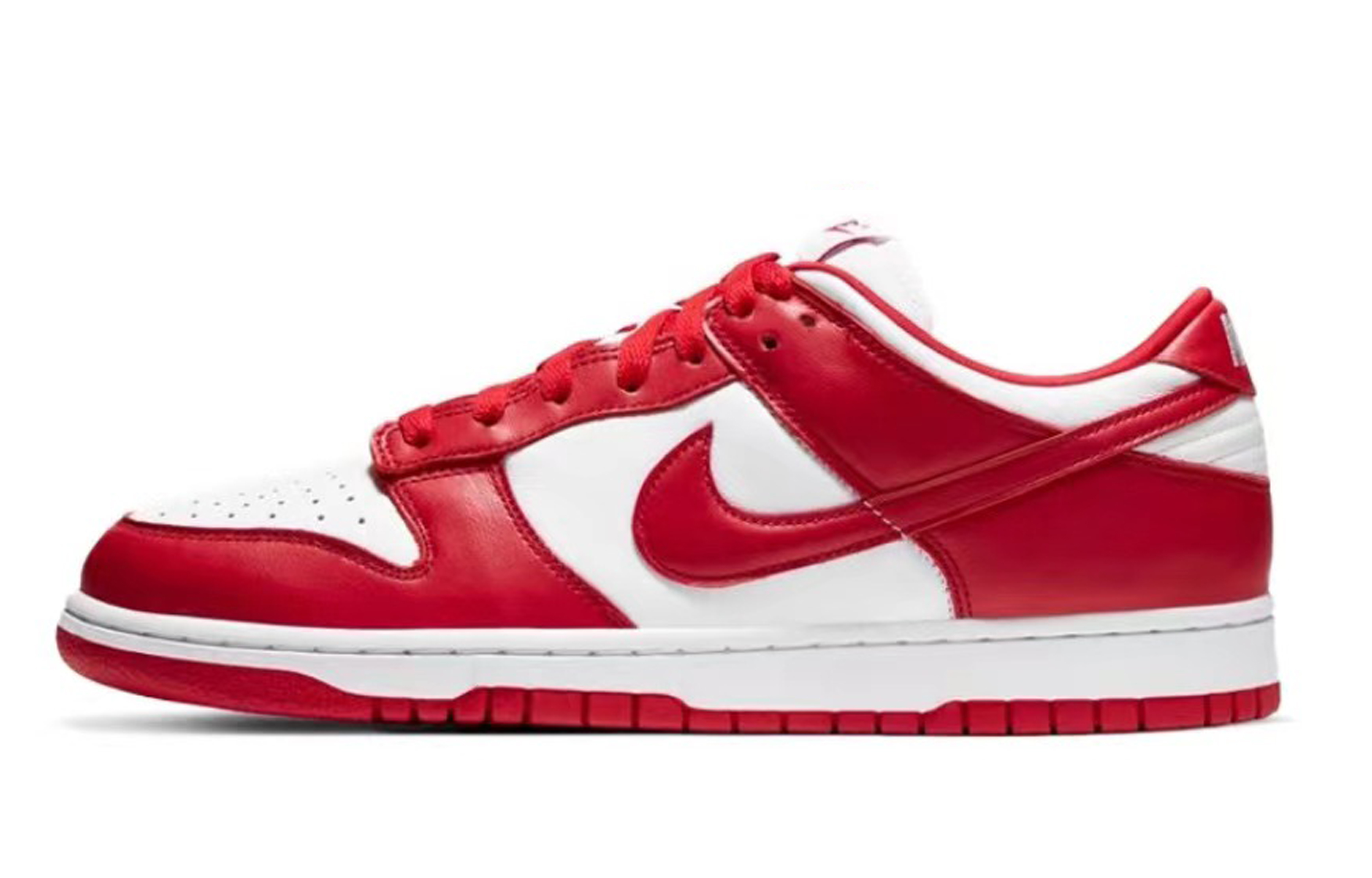 Nike Dunk 811 Manufacturing, Perfect Match Suoti Low Top Skateboard Shoes Women's Red Gold White купить в интернет-магазине Yoocart с быстрой доставкой по России.