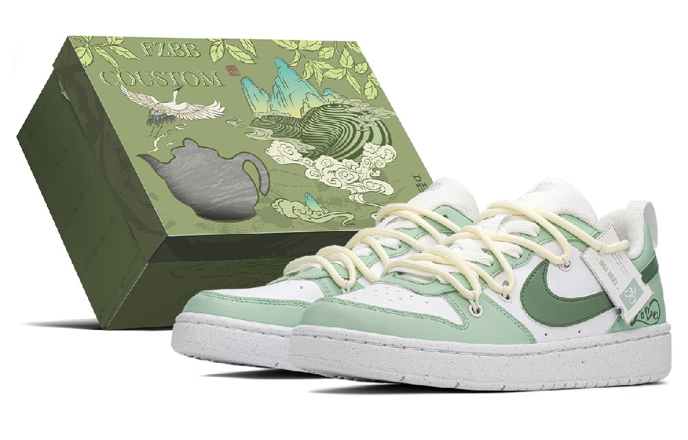 Nike Court Borough Low Slip Resistant Low Top Skateboard Shoes GS Green White
