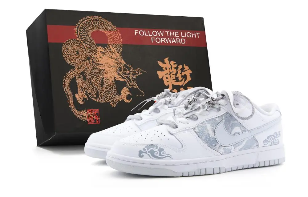 Nike Dunk Anti-Slip Wear-Resistant Low-Top Skateboard Shoes Men's Silver White