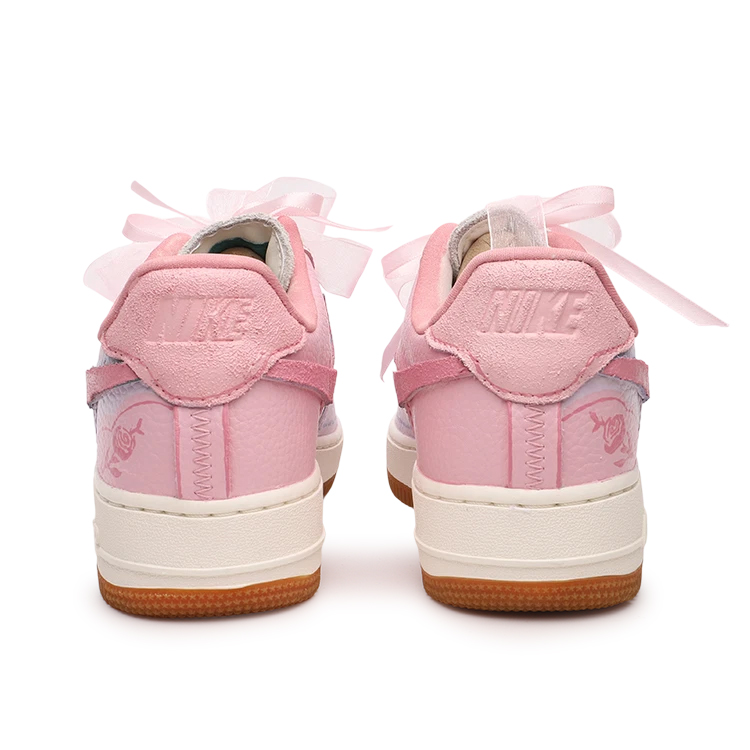 Nike Air Force 1 Low Top Skateboard Shoes Women's Girly Pink купить в интернет-магазине Yoocart с быстрой доставкой по России.