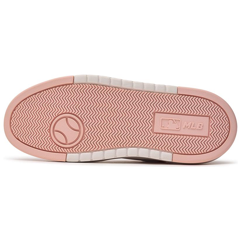MLB Chunky Liner Coverage Slip Resistant Low Top Skateboard Shoes Women's