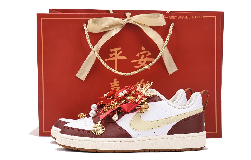 Nike Court Borough Anti Slip And Wear Resistant Coverage Low Top Vintage Basketball Shoes Women's True Red