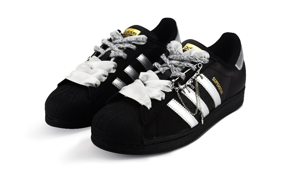 Adidas Originals SUPERSTAR Anti-Slip And Wear-Resistant Lightweight Low-Top Skateboard Shoes Unisex Black Silver