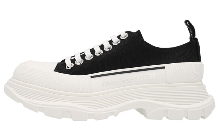 Alexander McQueen Tread Slick Low Lace Up 'Black White' FW21 Women's
