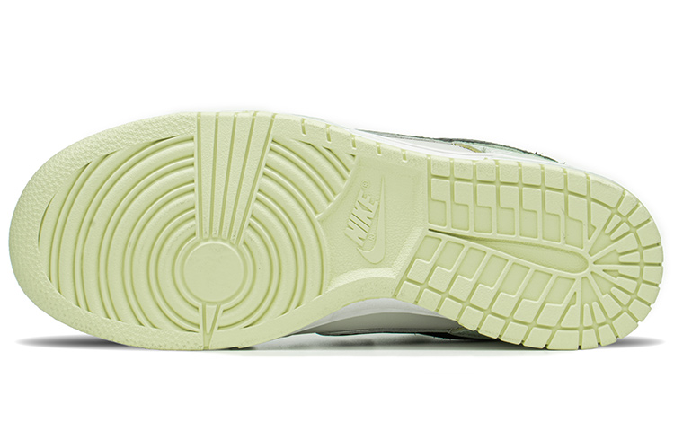 Nike Dunk Low FZBB Low Top Skateboard Shoes Women's Green White Gray купить в интернет-магазине Yoocart с быстрой доставкой по России.