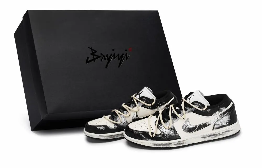 Jordan Air Jordan 1 Vintage Basketball Shoes Unisex Low top Black/Silver/Beige Yellow