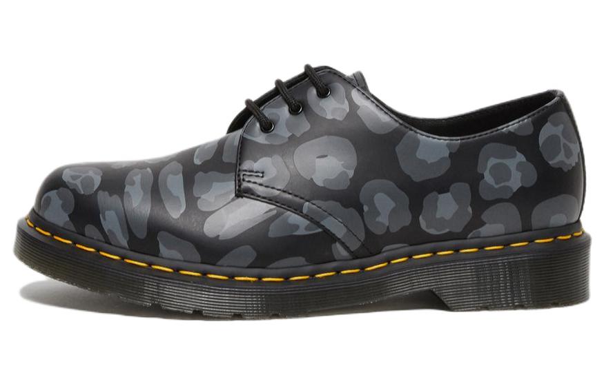 Dr. Martens 1461 Distorted