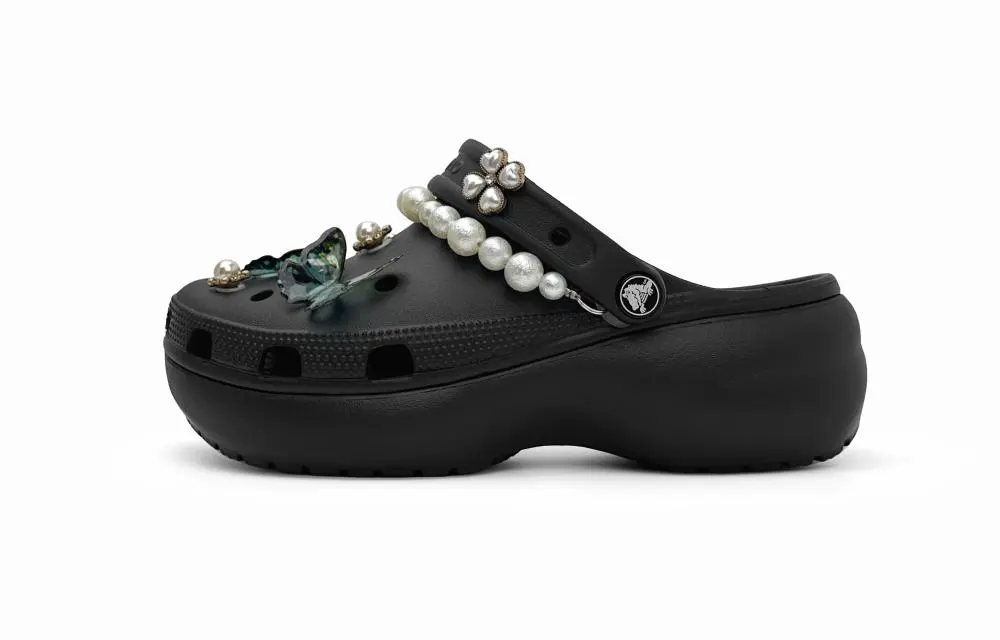 Crocs Classic Platform Clog Clogs Women's