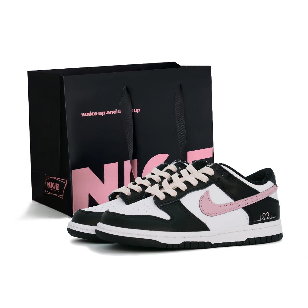 Nike Dunk Heart Signal Low Top Skateboard Shoes Women's Black Pink