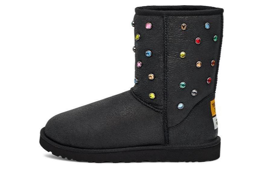 UGG Classic Short Boot Gallery Dept. Black
