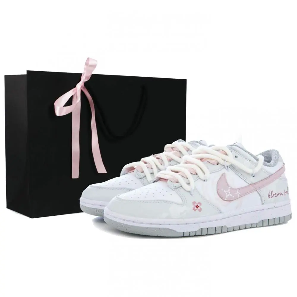 Nike Dunk Low top Skateboard Shoes Unisex Pink