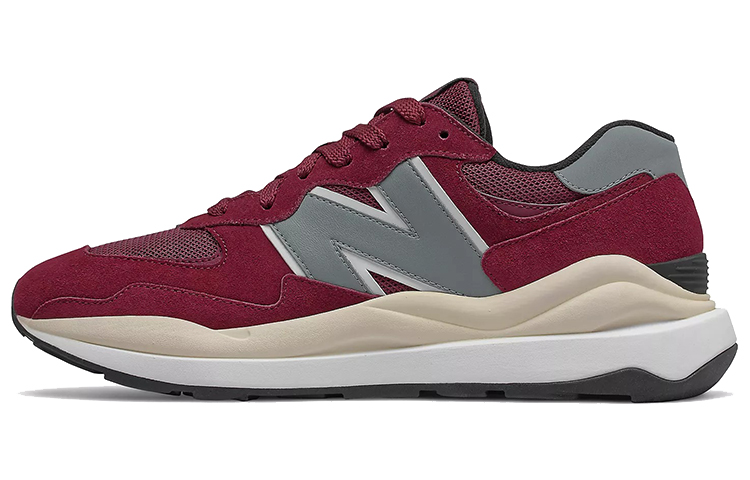 New Balance Беговые кроссовки с низким верхом для мужчин