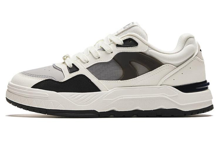 Anta Lightweight Anti-Slip Wear-Resistant Low-Top Skateboard Shoes Men's White Black
