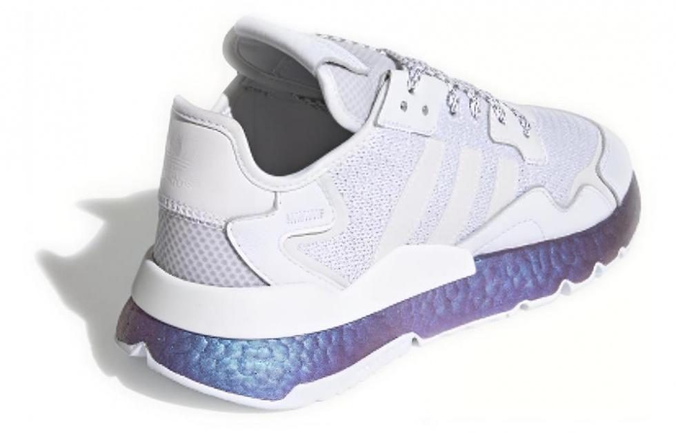 Adidas Nite Jogger Cloud White Crystal купить в интернет-магазине Yoocart с быстрой доставкой по России.