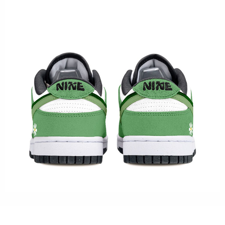 Nike Dunk Low Top Skateboard Shoes Women's Green купить в интернет-магазине Yoocart с быстрой доставкой по России.