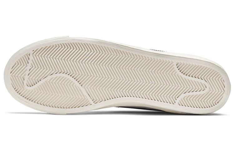 Nike Blazer Mid '77 Vintage 'White Black' купить в интернет-магазине Yoocart с быстрой доставкой по России.