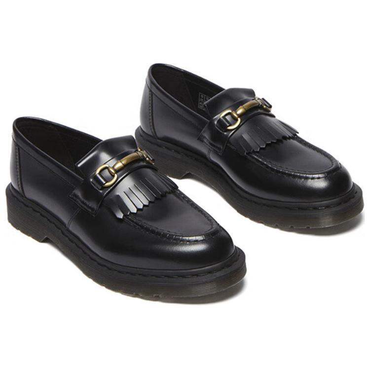 Dr. Martens Adrian Snaffle Smooth Leather Tassel Loafer Black купить в интернет-магазине Yoocart с быстрой доставкой по России.