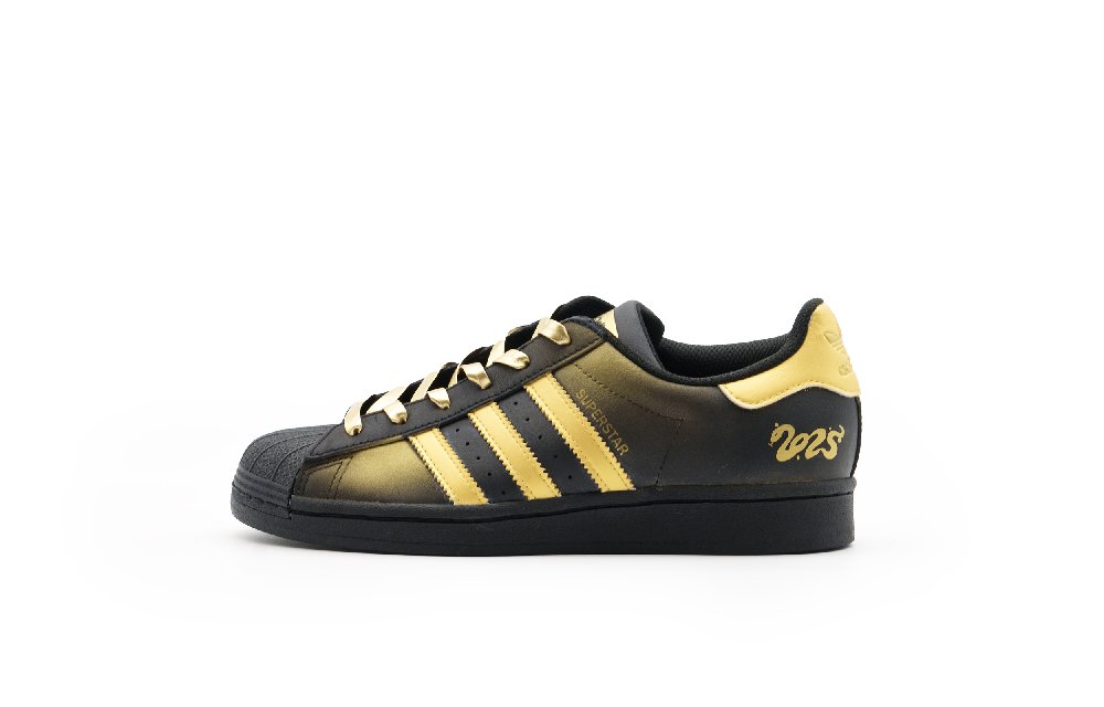 Adidas Originals SUPERSTAR Slip-Resistant Cushioning Abrasion-Resistant Low-Top Skateboard Shoes Unisex Black Gold