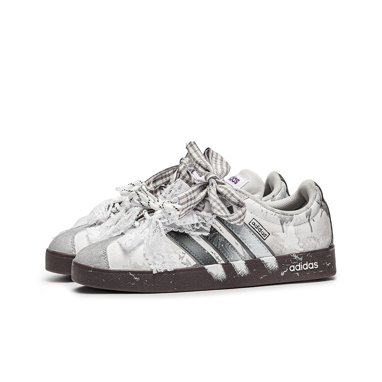 Adidas ADCDAVINCI, Rosemary Slip Resistant Abrasion Resistant Low top Skateboard Shoes Unisex Silver Brown купить в интернет-магазине Yoocart с быстрой доставкой по России.