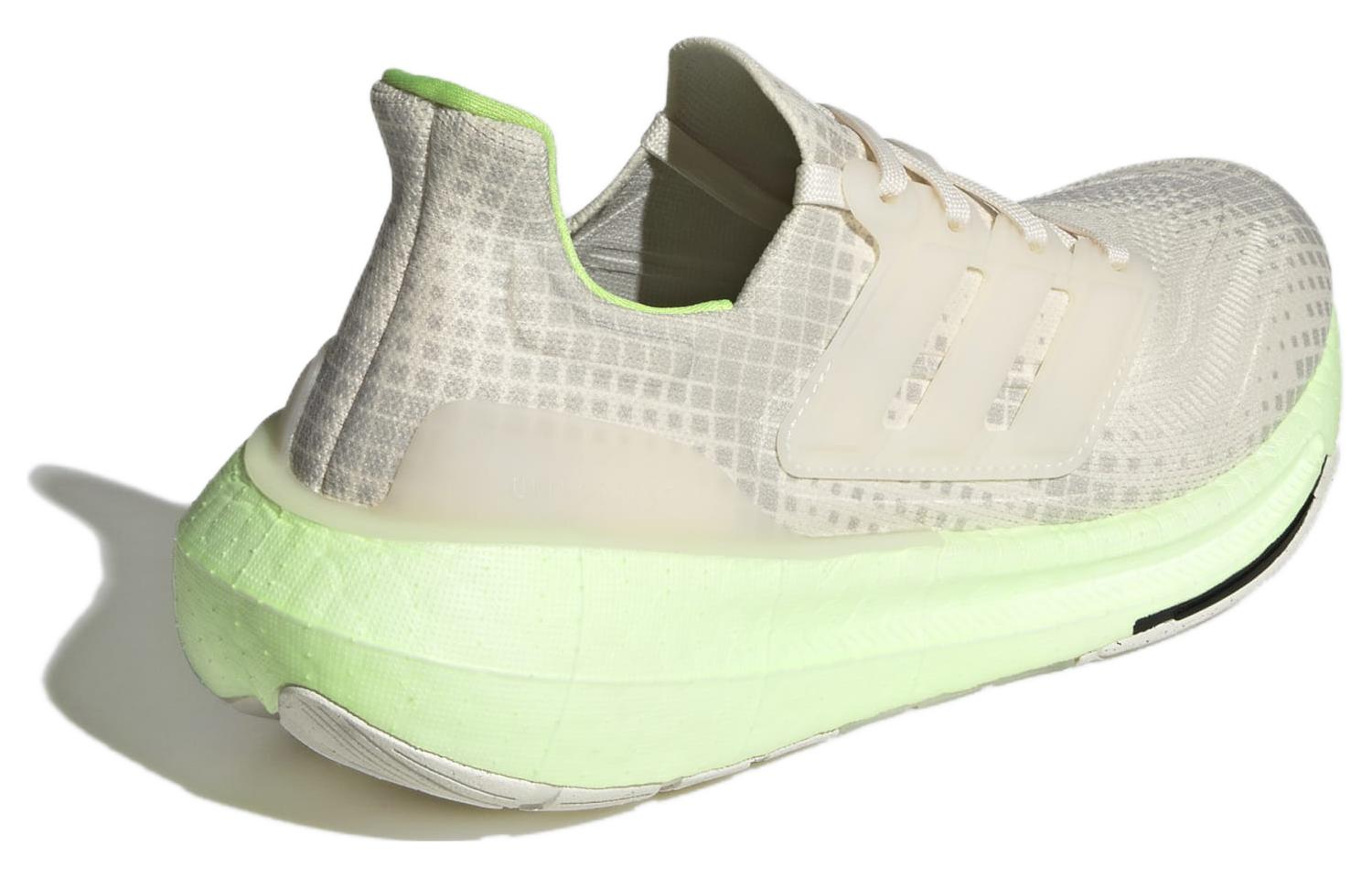 Adidas Ultra Boost Light Chalk White Cloud White Dash Grey Women's купить в интернет-магазине Yoocart с быстрой доставкой по России.